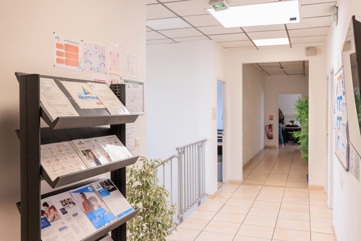 Hall de l'école de commerce Groupe alternanceToulon