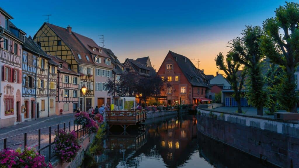 Canal à Côté Des Maisons, Colmar France