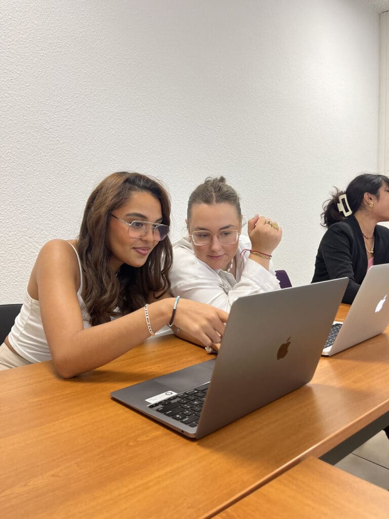 étudiants école Toulon