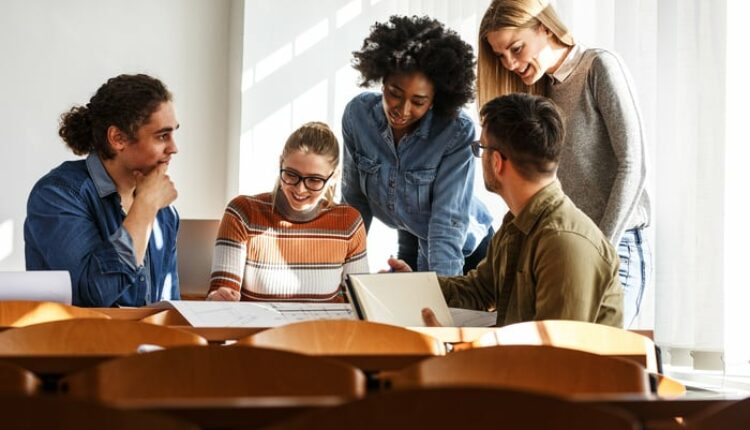 étudiants groupe