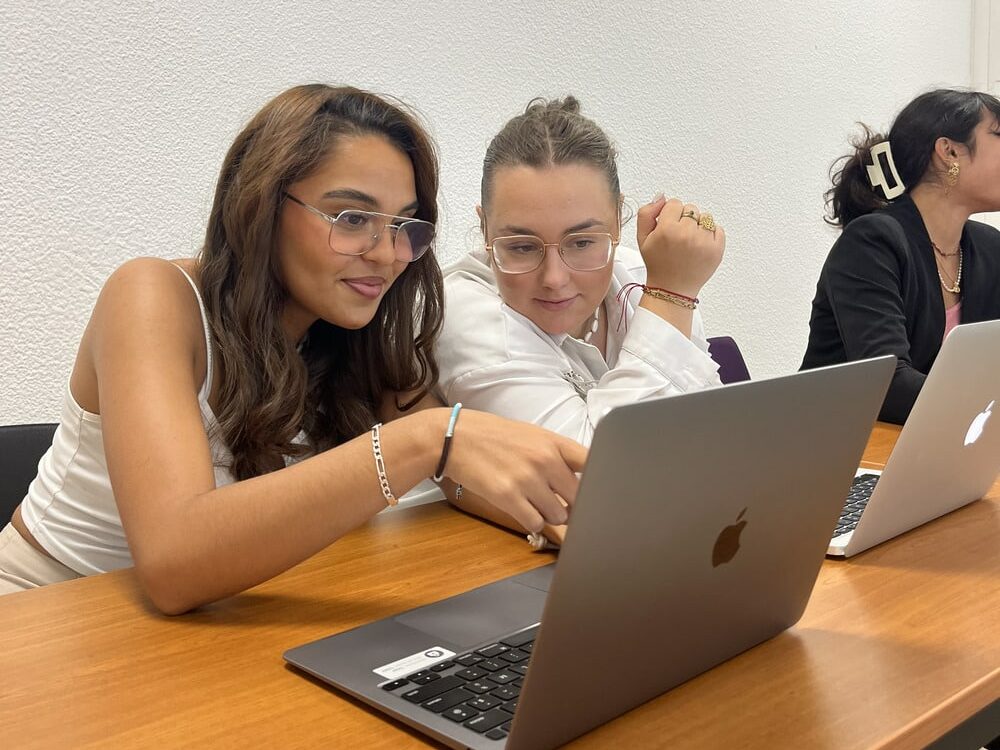 étudiants école Toulon