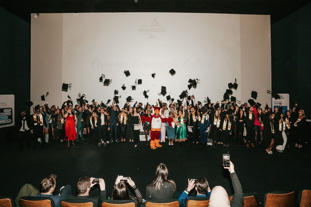 étudiants cérémonie de remise des diplômes Lyon